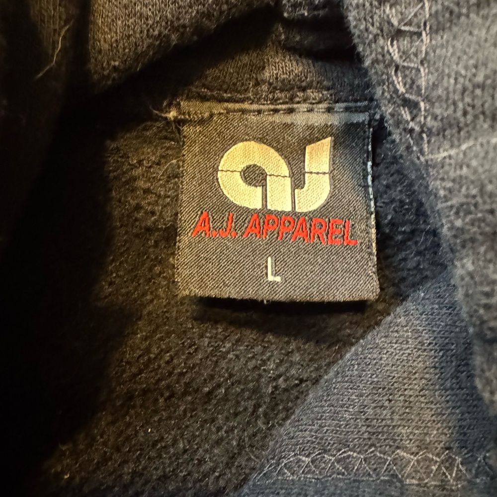 Supreme Red Logo Black Hoodie - Picture 2 of 2